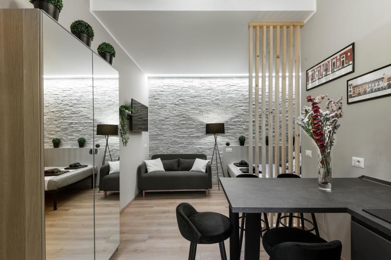 Super Modern And Design Apartment, A Due Passi Dai Navigli Милан Экстерьер фото